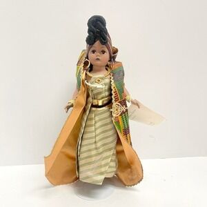 1995 Madame Alexander Nomsa Celebrates Kwanza Cissette 10" Doll
